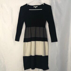 Sandra Darren Sweater Dress Color Black Cream and Gray Size PM